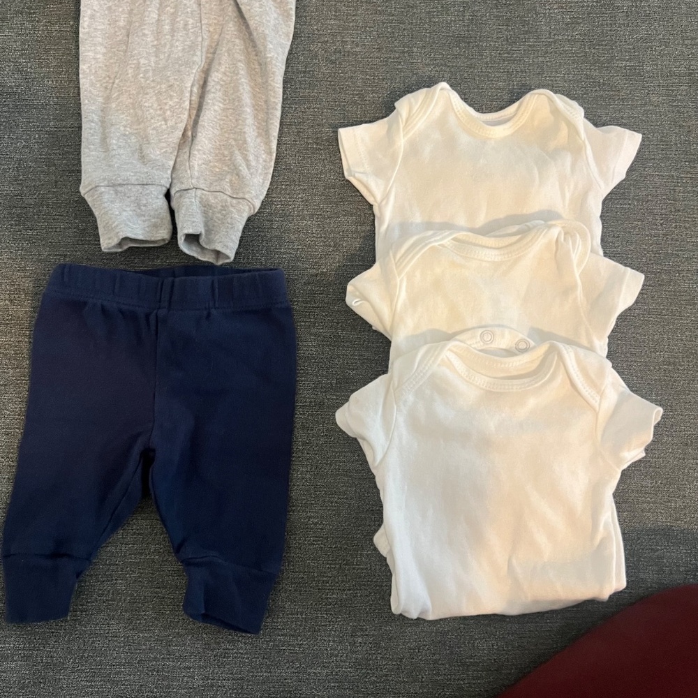 Bundle of Carter's 3 white body suits and 2 joggers baby boy - 3 month